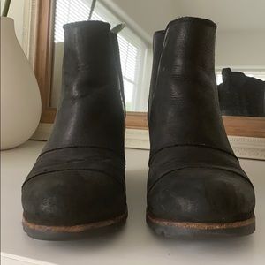 Sorel Joan of Arctic Lea bootie